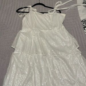 Lulus XL squined tiered dress with organza tie straps.